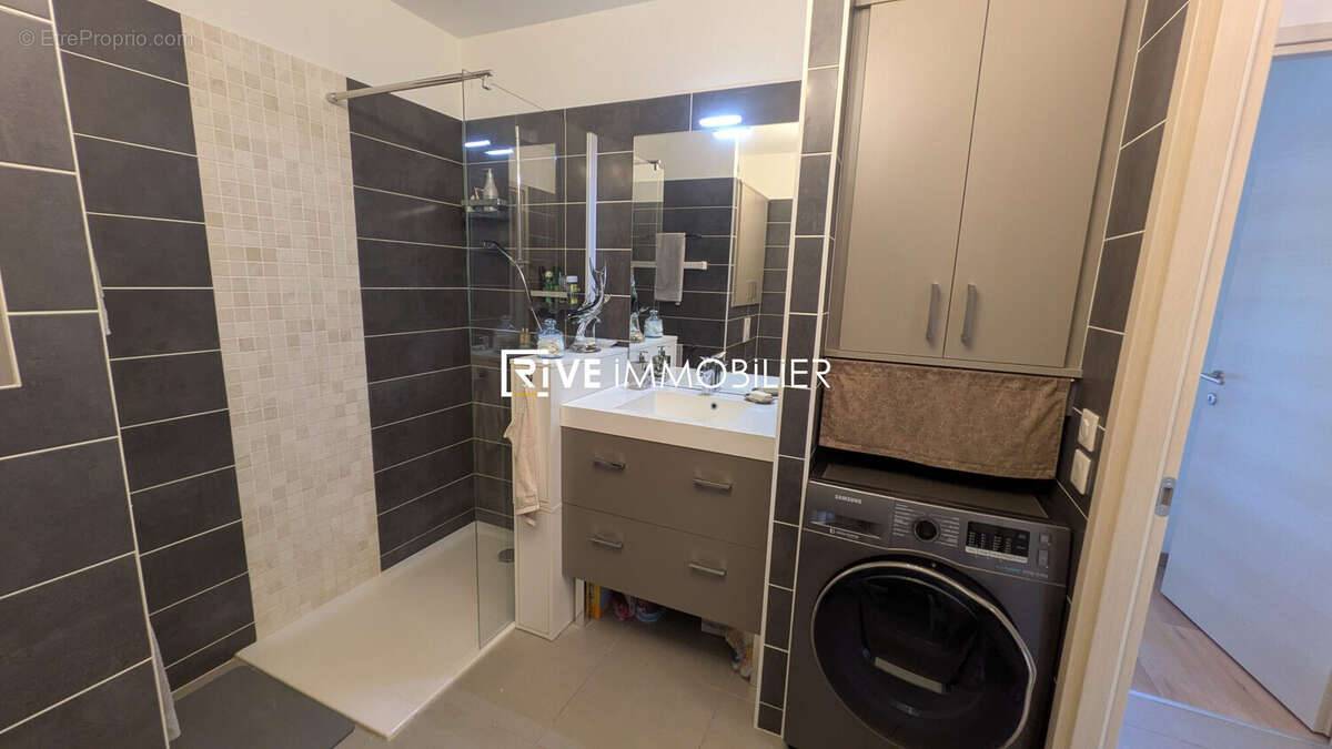 Appartement à EVIAN-LES-BAINS