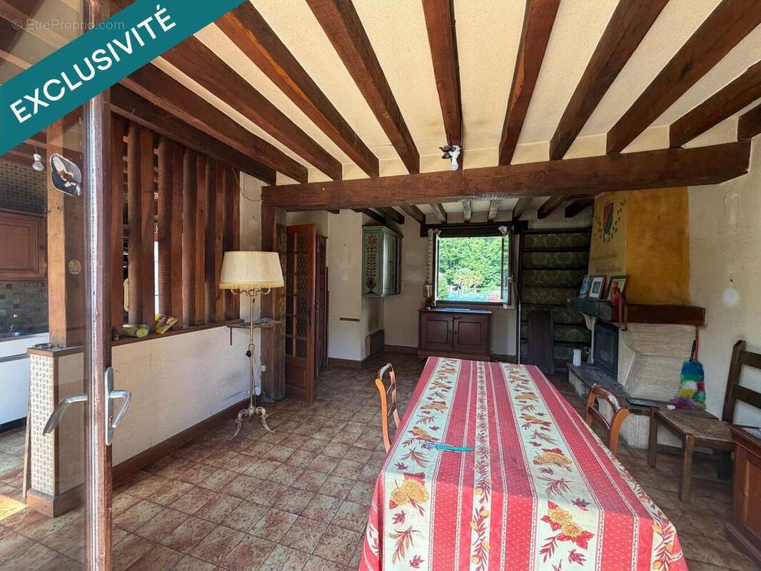 Photo 7 - Maison à LE MESNIL-SAINT-DENIS