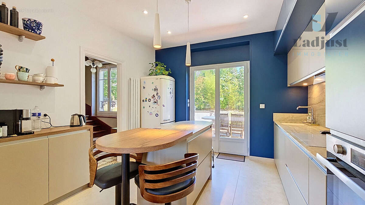 Maison à VULAINES-SUR-SEINE