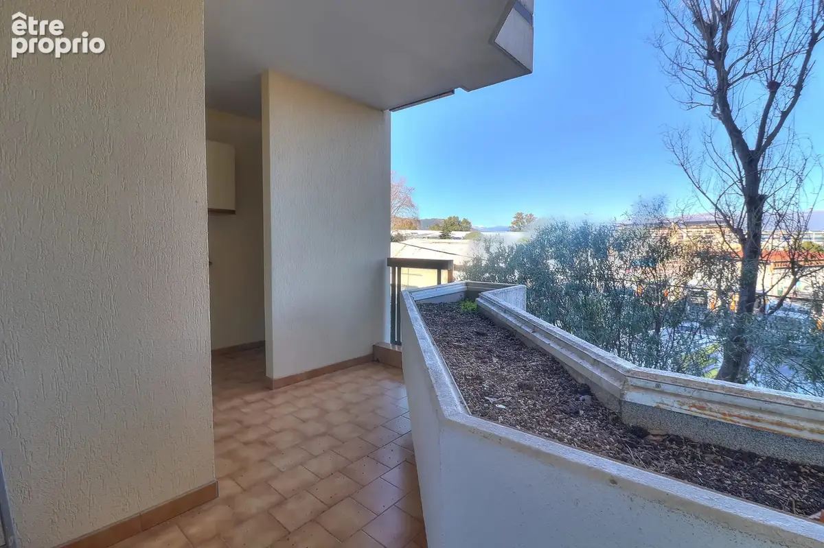 Cannes La Bocca – 3 pièces 67 m² avec vue mer et parking sécurisé - photo 10
