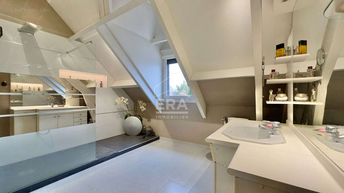 Maison à ATHIS-MONS