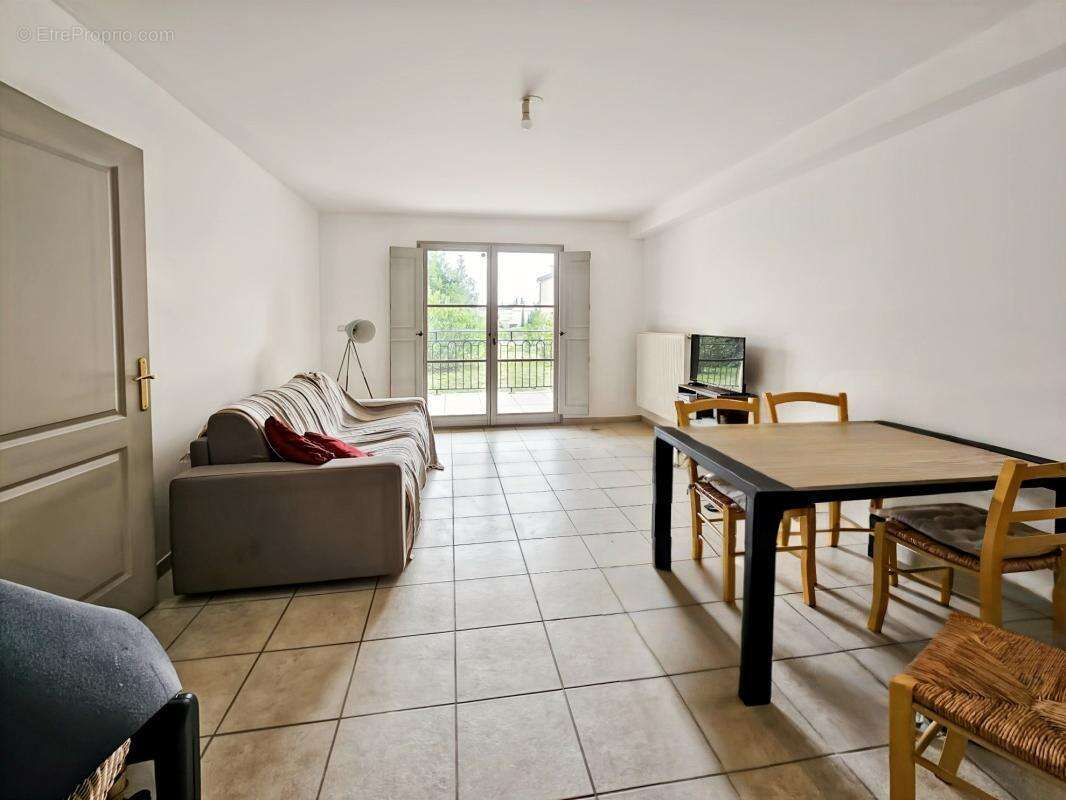 Appartement à UZES