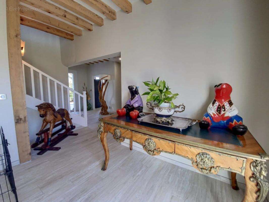 Maison à SAINT-FORGEUX-LESPINASSE