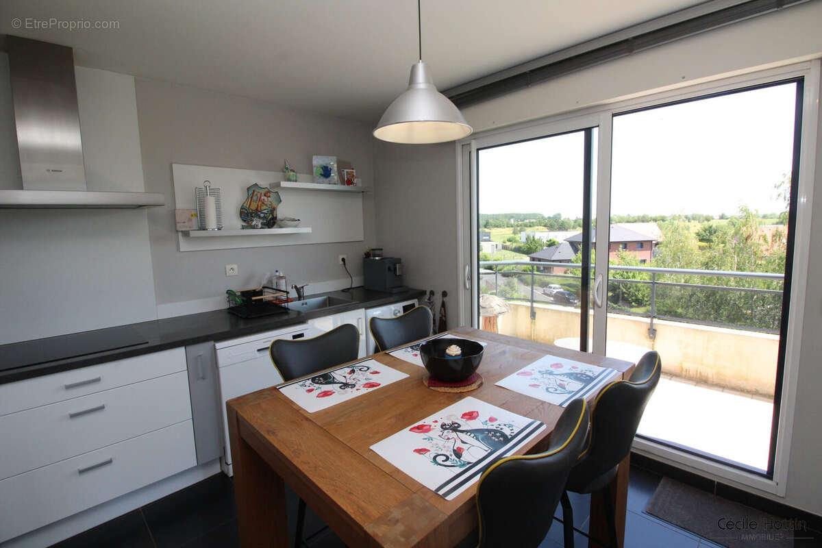 Appartement à MERIGNIES