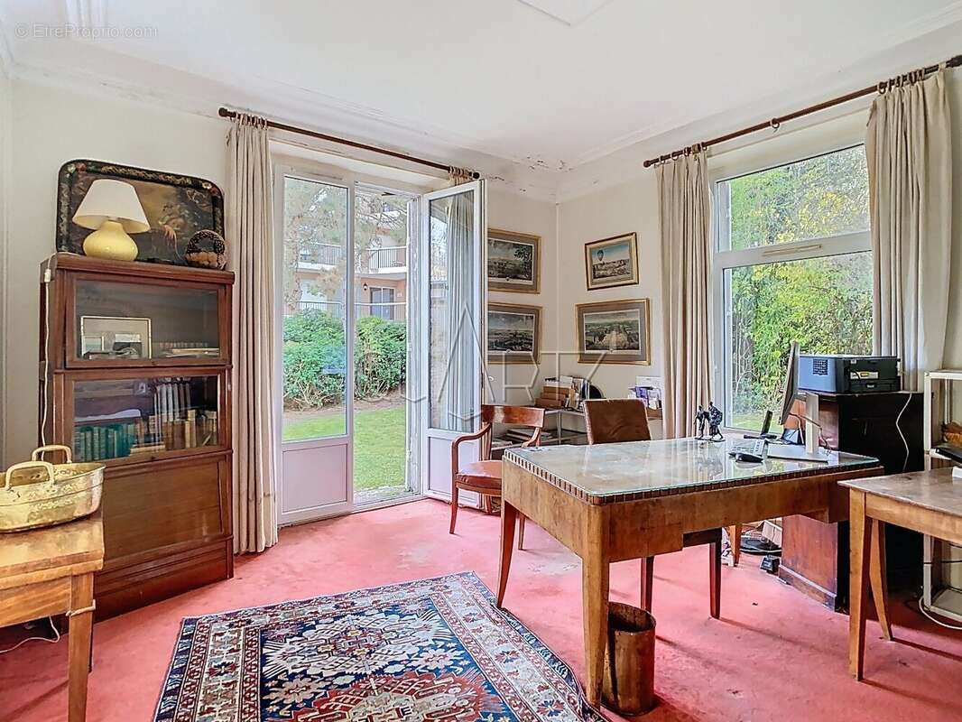 Maison à VERSAILLES