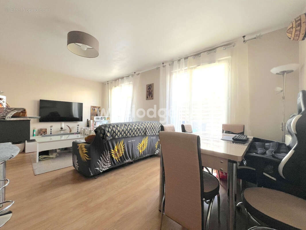 Appartement à MANTES-LA-VILLE