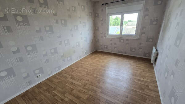 Appartement à SAINT-LAURENT-NOUAN
