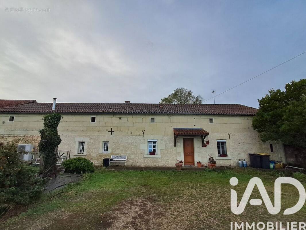 Photo 1 - Maison à BOUILLE-LORETZ