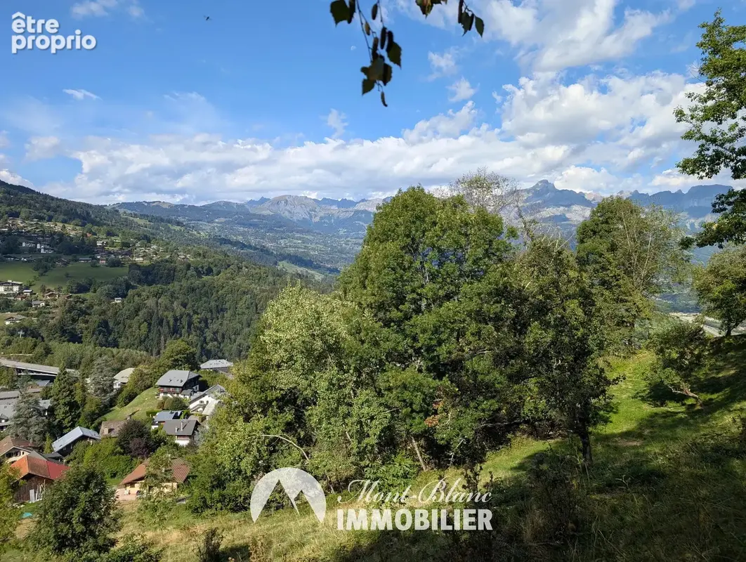Terrain à SAINT-GERVAIS-LES-BAINS