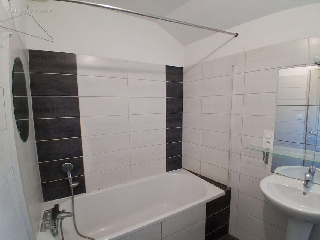 Appartement à CHARLIEU