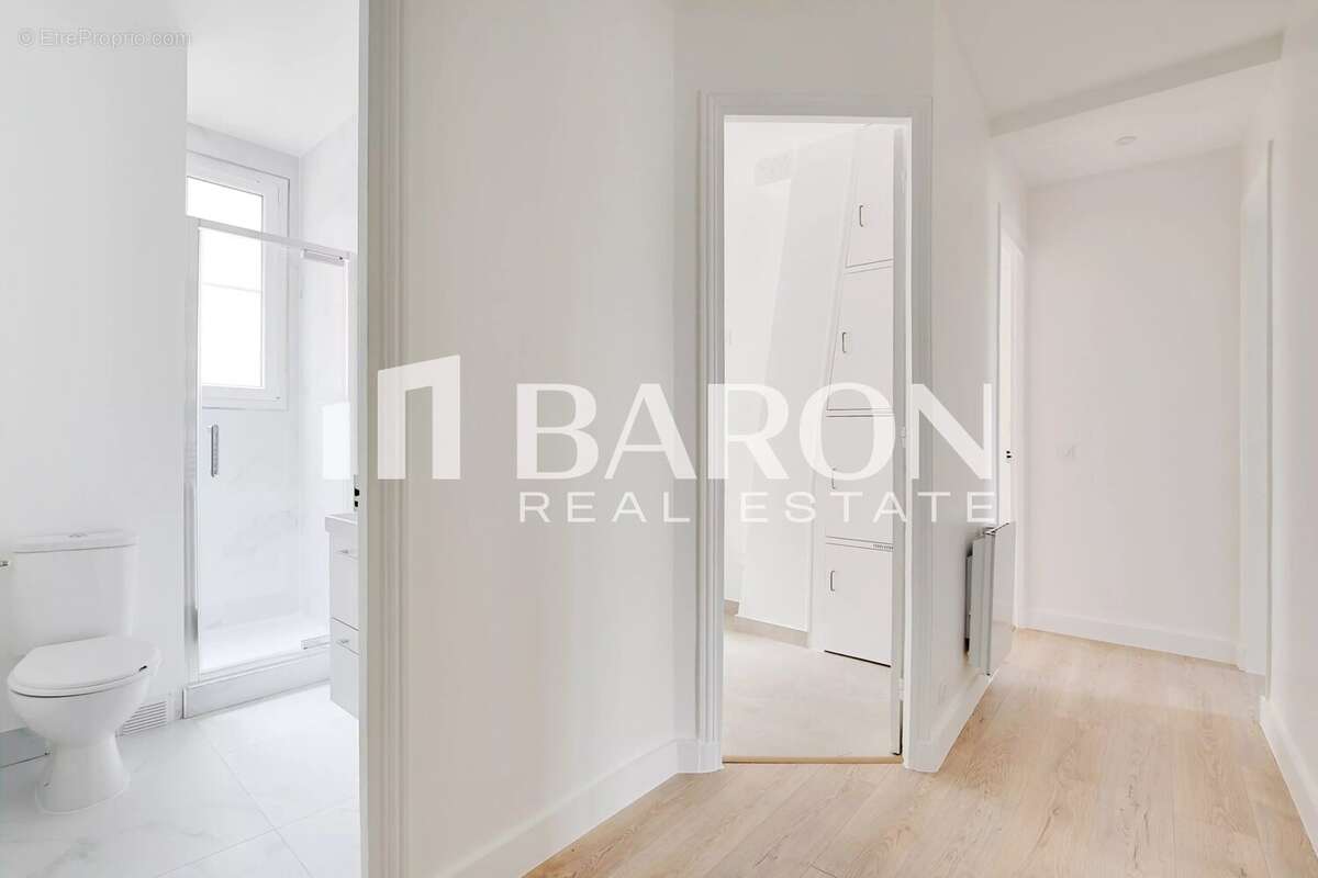 Appartement à PARIS-18E
