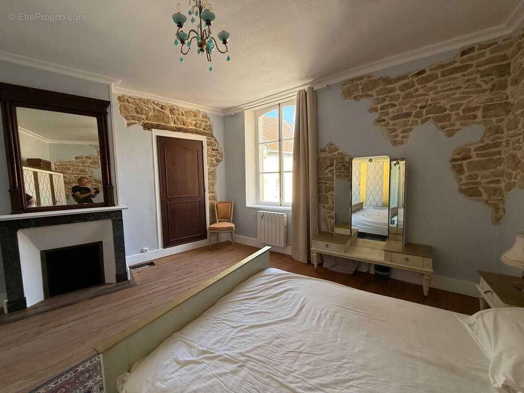 Belle maison tous renové dans petit bourg - photo 12