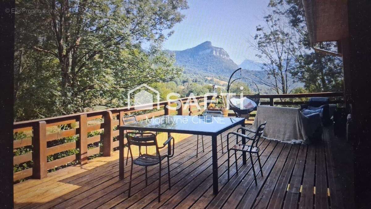 Maison 98 m² à Voreppe  - photo 2