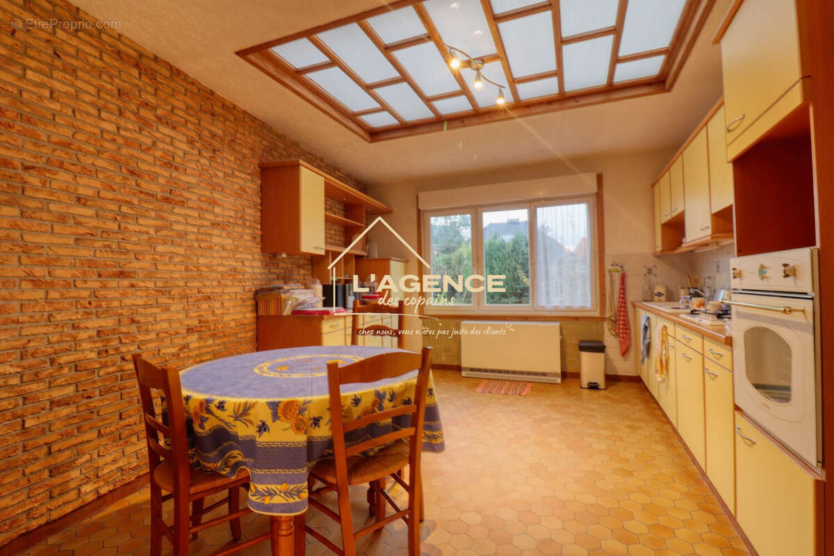 Maison à HAZEBROUCK