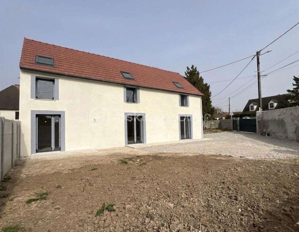 Maison en pierre entierement rénovée - photo 2