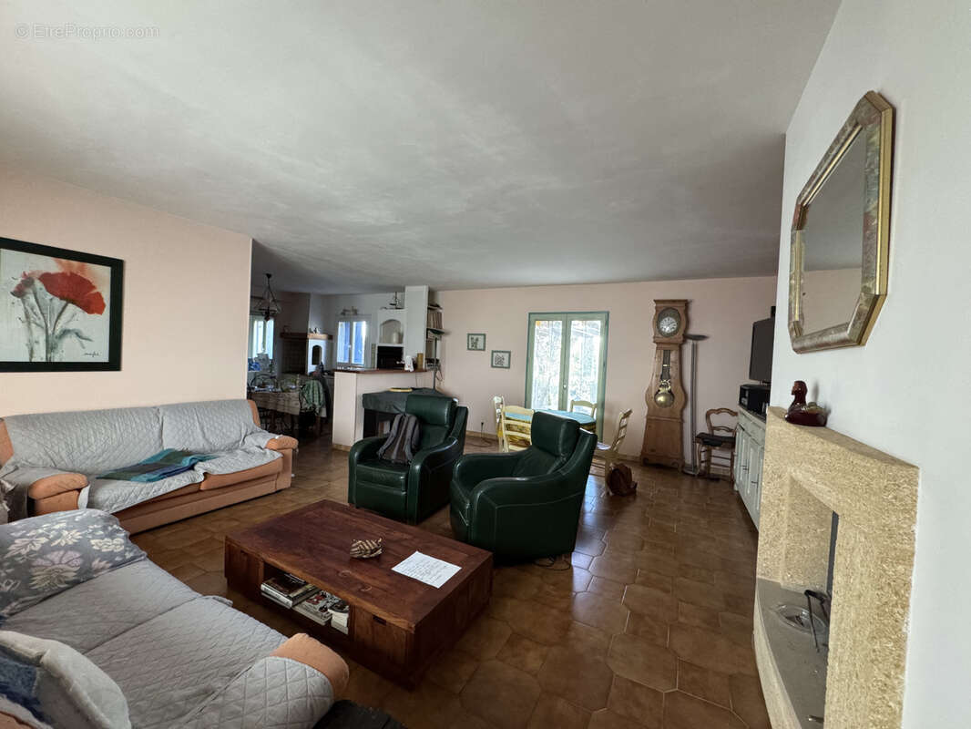 Maison à CUXAC-D&#039;AUDE