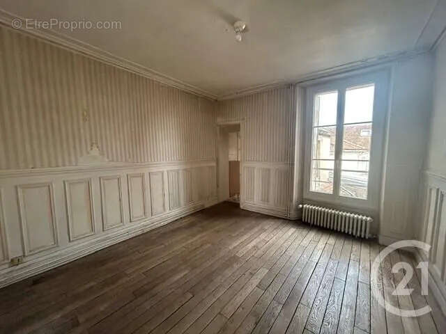 Appartement à FONTAINEBLEAU