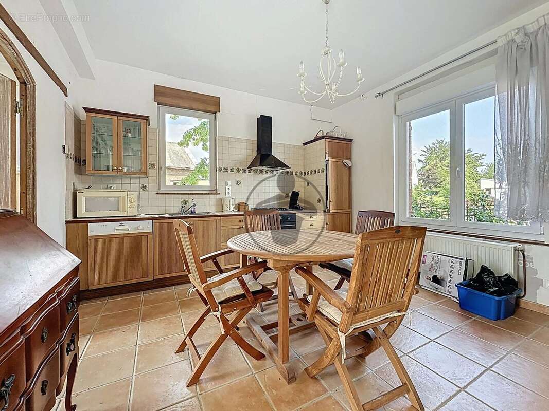 Maison à ESSIGNY-LE-GRAND