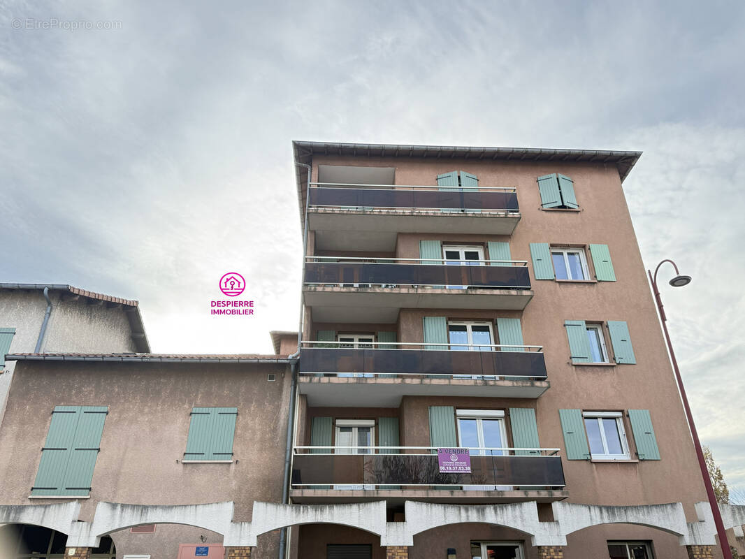 Appartement à LE PEAGE-DE-ROUSSILLON