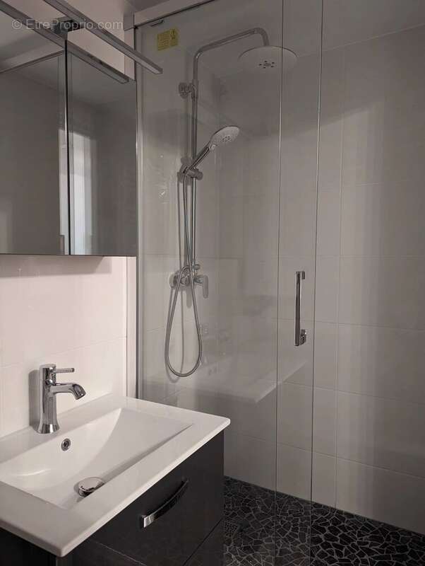 Appartement à VALBONNE