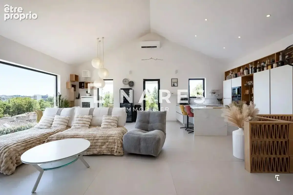 LA PANORAMIQUE - Villa T5 de 200m² - Piscine - Cuisine d'été - Terrain de 785m² - 13011 LA VALENTINE - photo 5