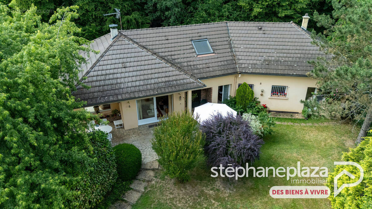 Maison à MONTAGNAT