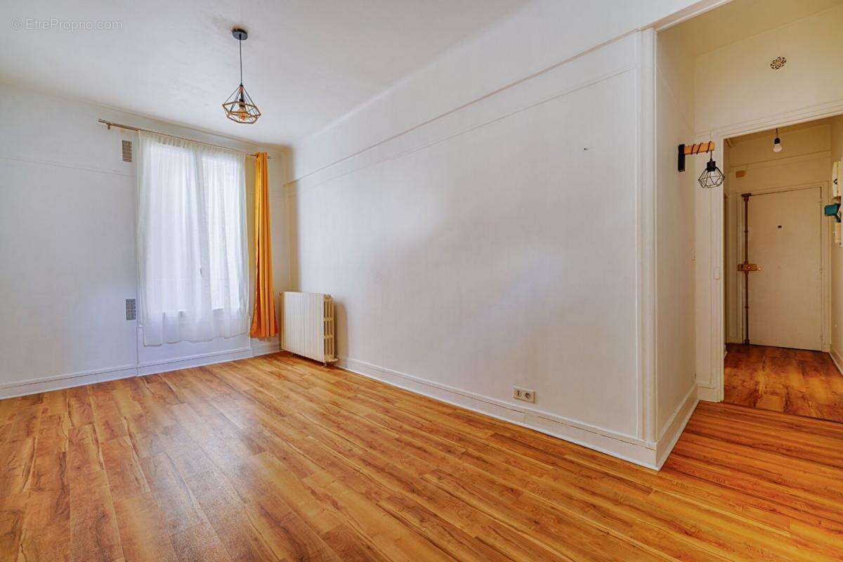 Appartement à VANVES
