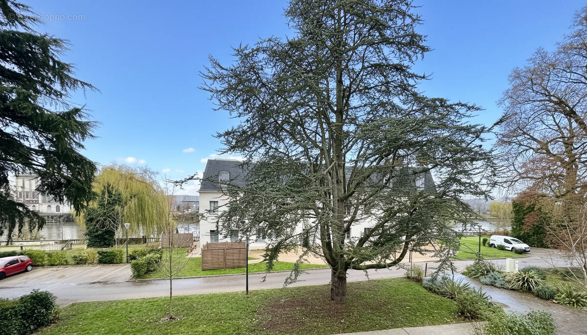 Appartement à CORBEIL-ESSONNES