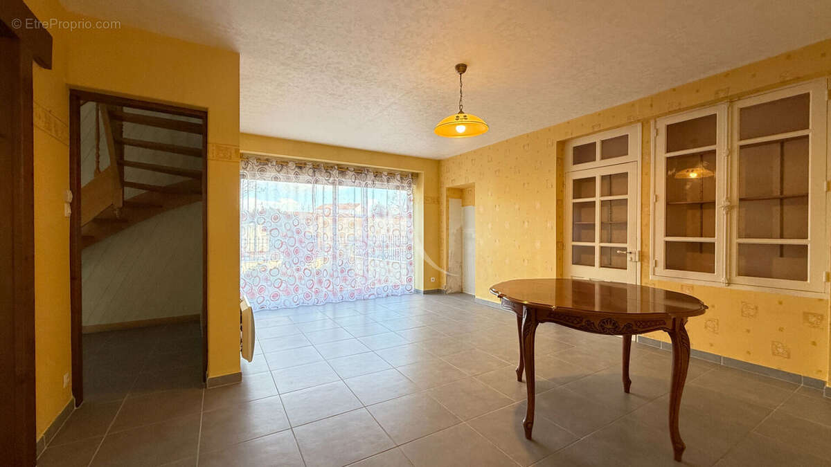 Maison à BELLEVILLE-SUR-VIE