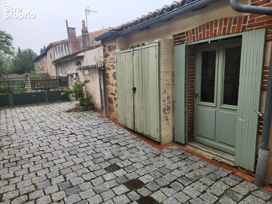 Abzac ? Belle maison de village rénovée - 4 piece - photo 2