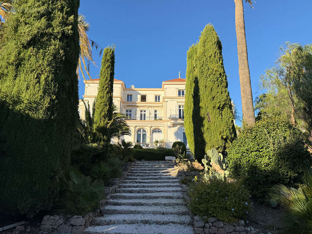 Appartement à SAINT-RAPHAEL