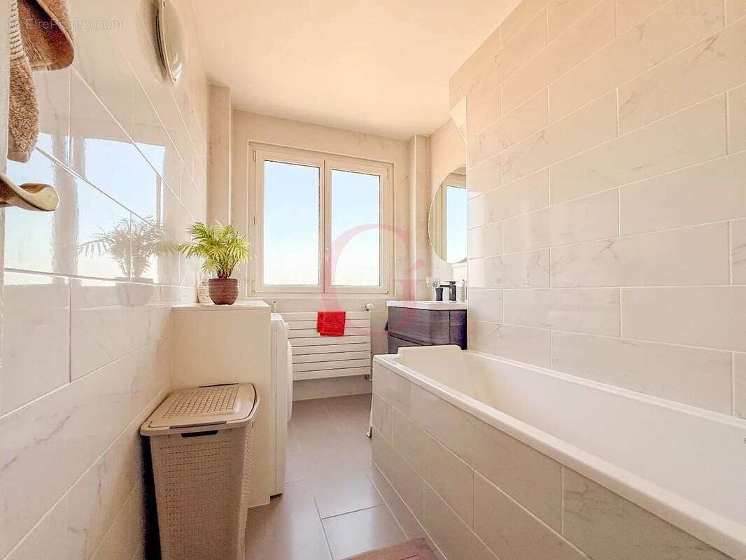 Appartement à BOURG-LA-REINE