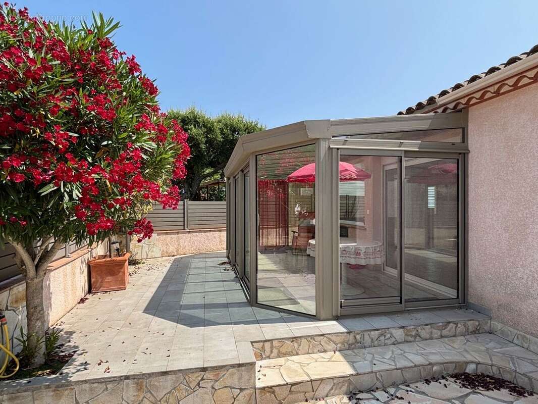 Maison 75 m² à Roquebrune-Sur-Argens  - photo 40