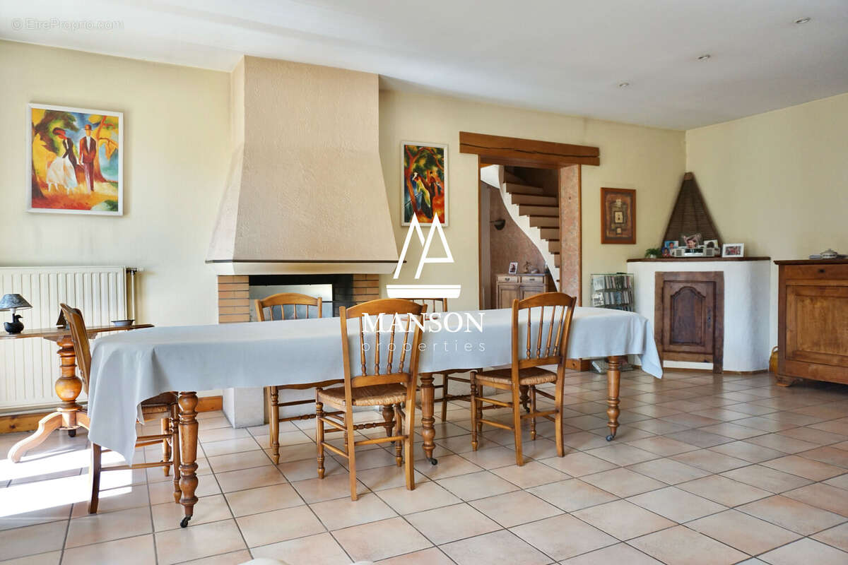 Maison à ARTIGUES-PRES-BORDEAUX