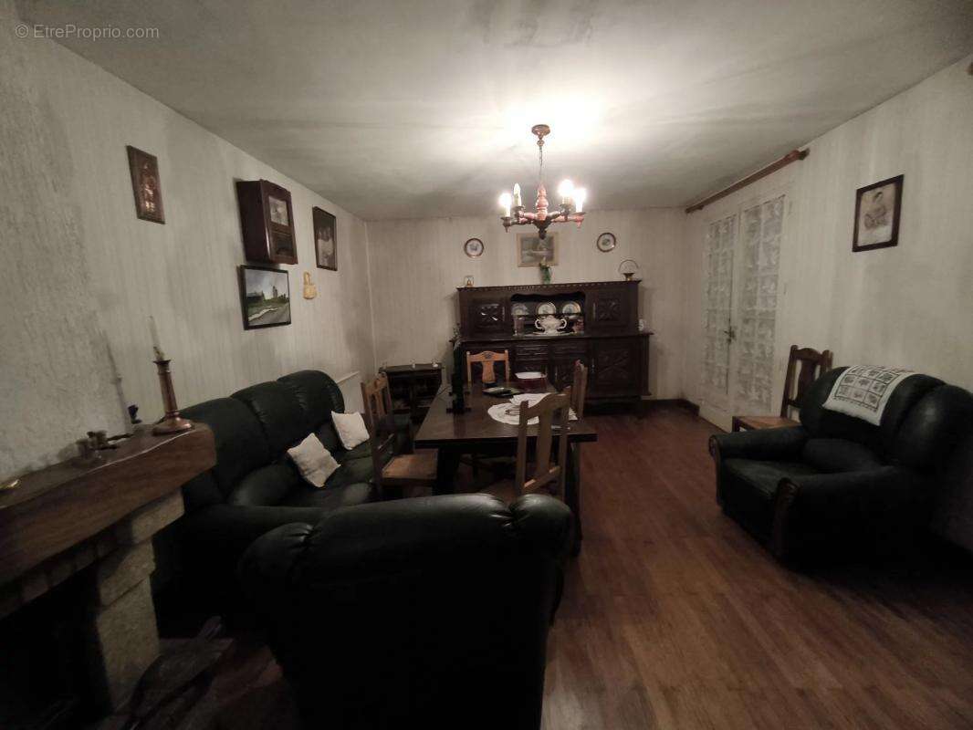 Appartement à CHABANAIS