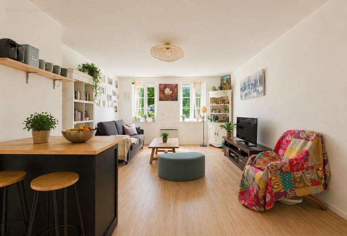 Appartement à LATRESNE