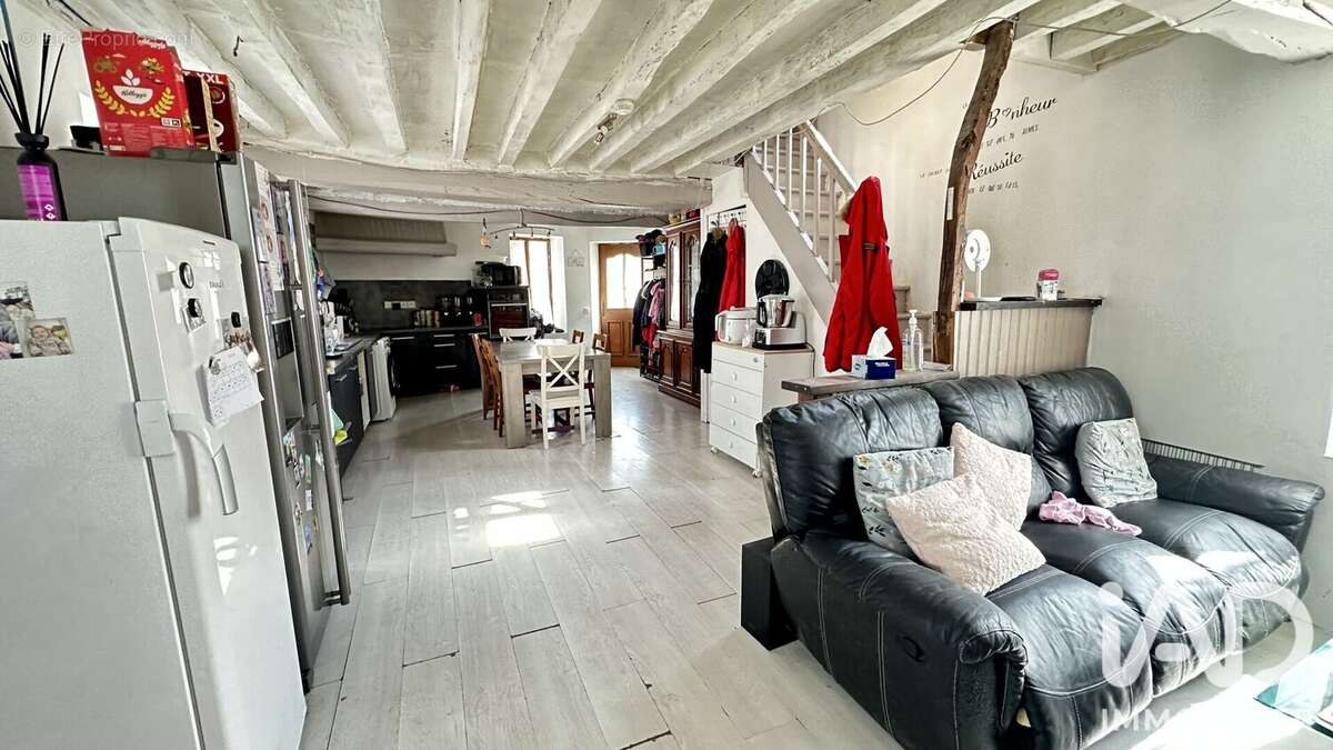 Maison 84 m² à Chateau-Landon  - photo 6