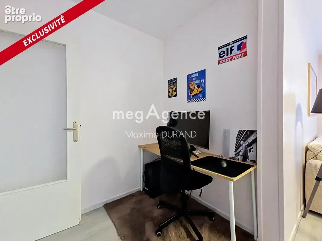 Appartement T3 de 65 m² rénové – 2 chambres – Parking privatif – Cholet - photo 4