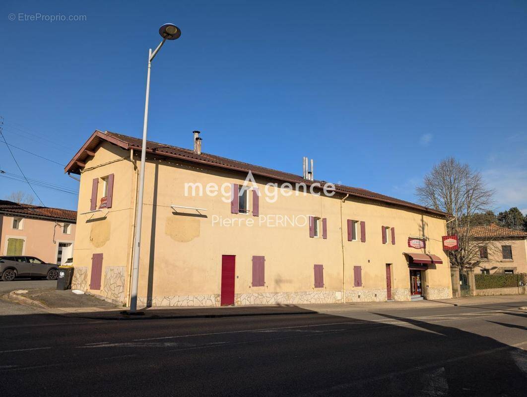 Appartement à CARMAUX