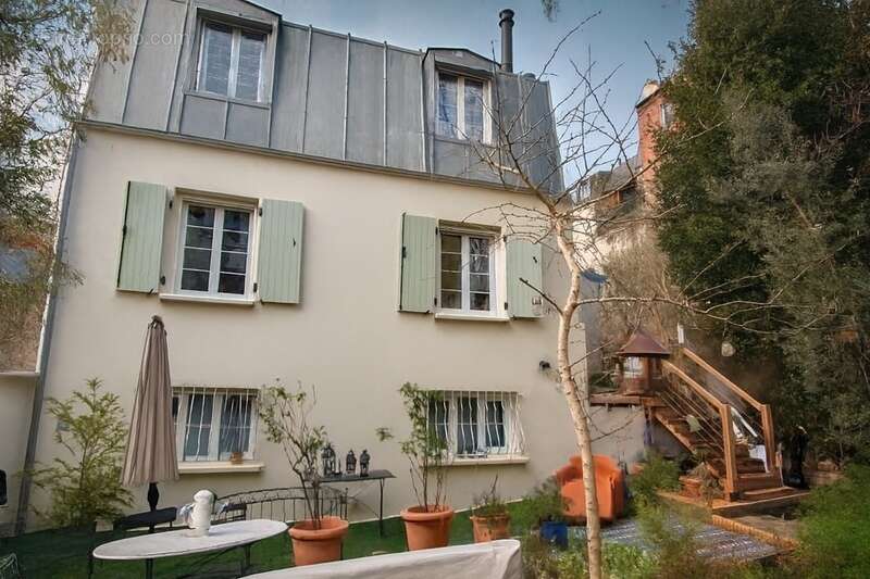 Maison à PUTEAUX