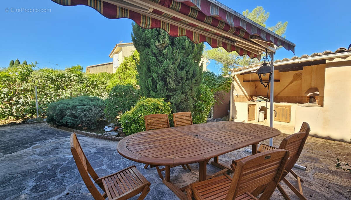 Maison à LE CANNET-DES-MAURES