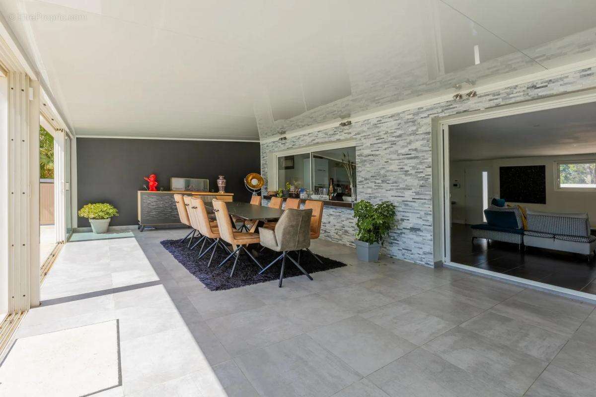 Maison à CUXAC-D&#039;AUDE