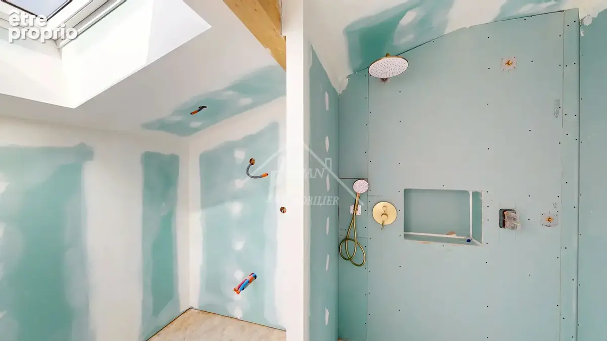 Maison 3 chambres en pleine transformation, à personnaliser, BOURBON L'ARCHAMBAULT - photo 14