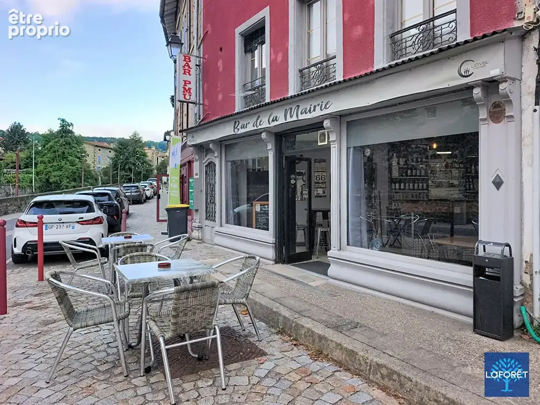 Commerce à VALS-PRES-LE-PUY