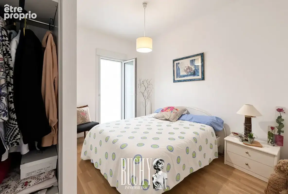 ILE VERTIME - Appartement T4 d'environ 95 m2 avec parking - Commerces et Gare - photo 7