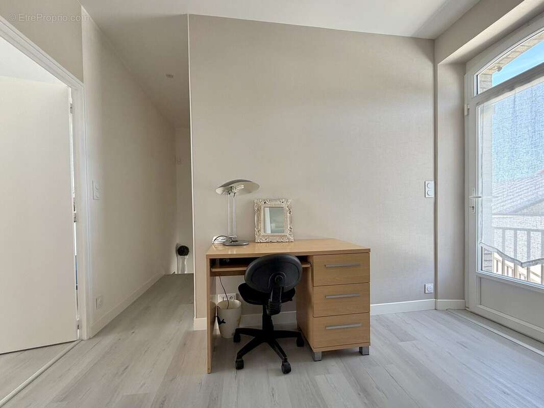 Bureau - Maison à SAINT-JEAN-DE-MONTS