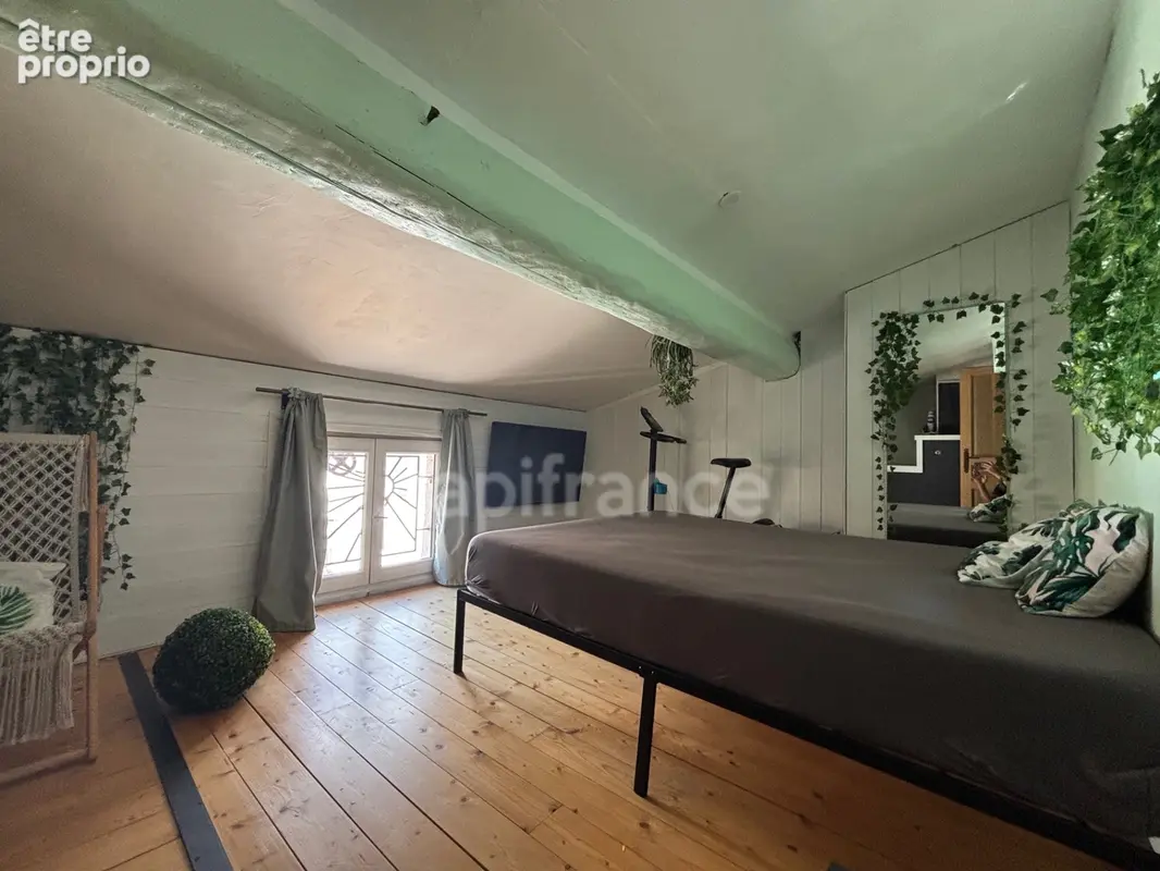 Gigean(34), à vendre maison de village rénovée p4, surface totale 126 m2, terrasse 10 m2, garage 26 m2, centre ville - photo 15