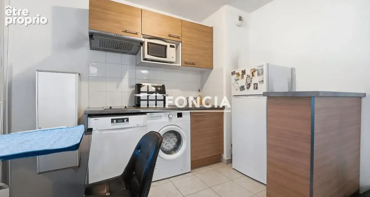 À vendre – saint-andré-de-la-roche – grand studio avec terrasse, parking et piscine - 155 000 € - photo 3