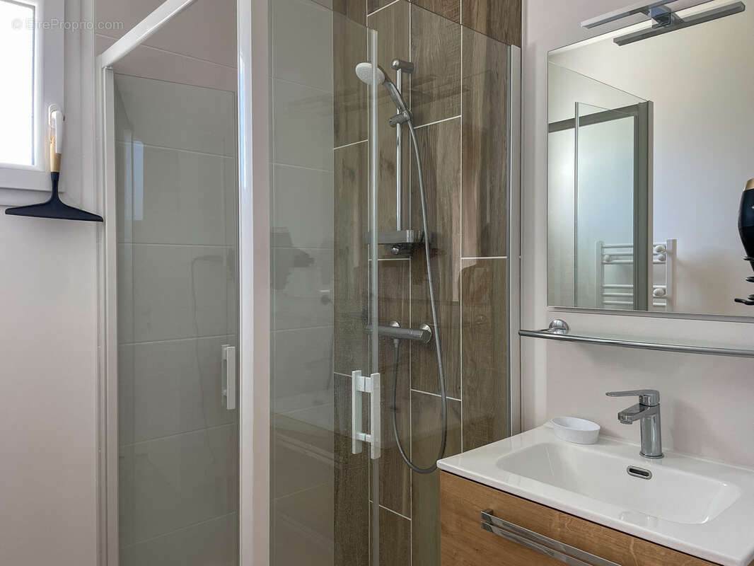 Maison à LES MATHES