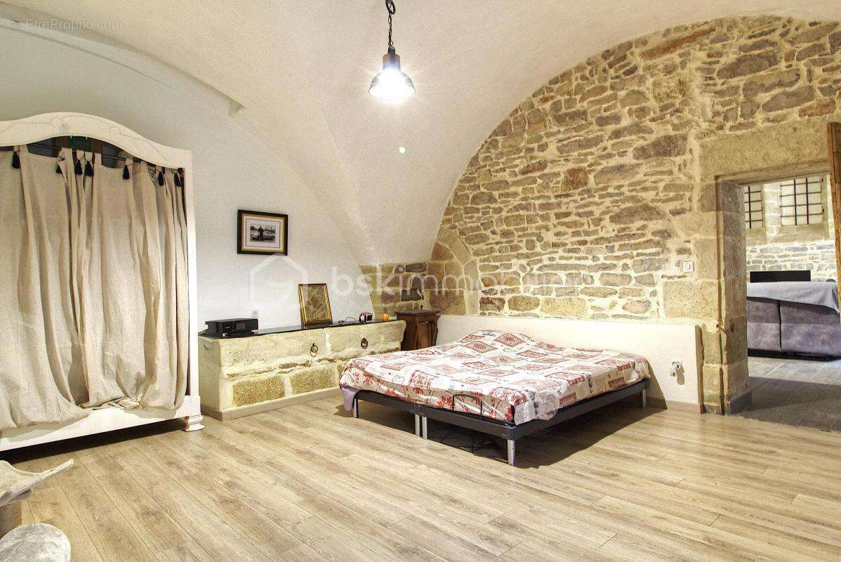 Appartement à LUNEL